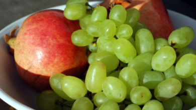 how long do grapes last in the fridge