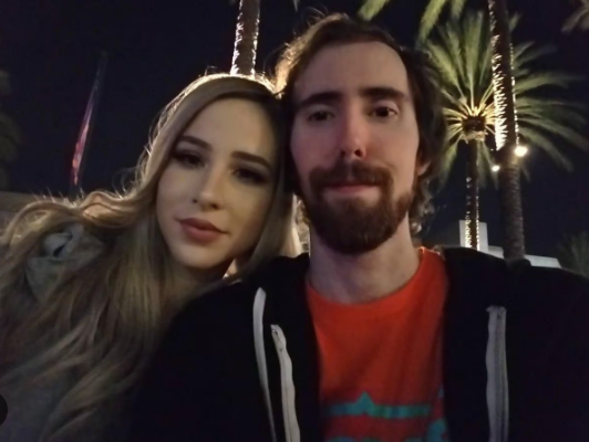 Pink Sparkles and Asmongold
